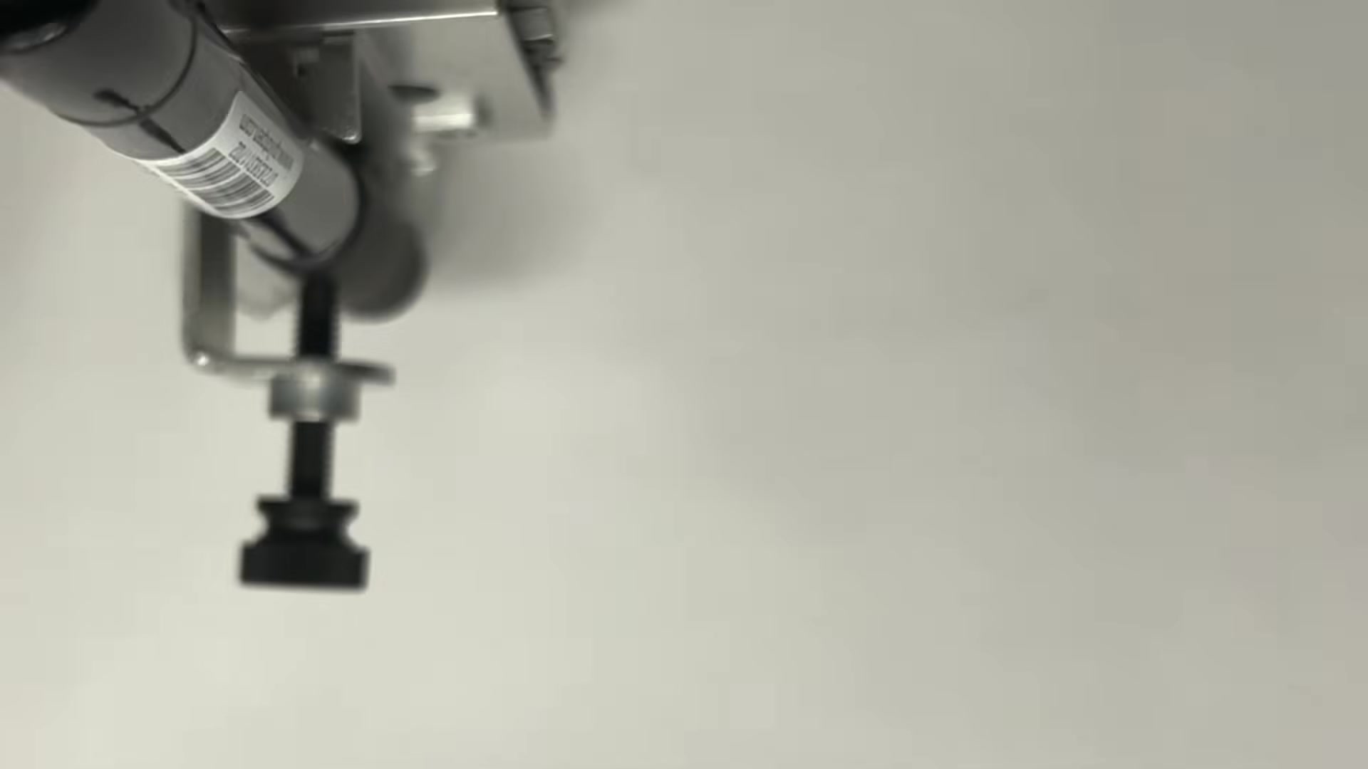 The crumple plotter tracing the same line twice